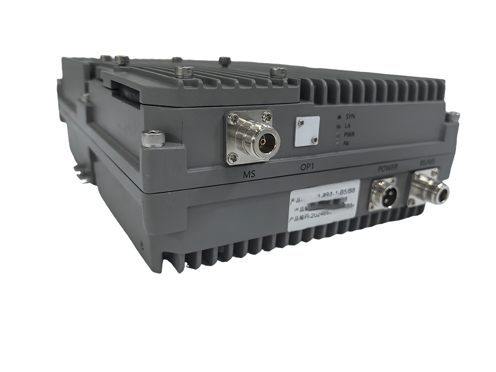  乌审三频手机信号接收器2000㎡